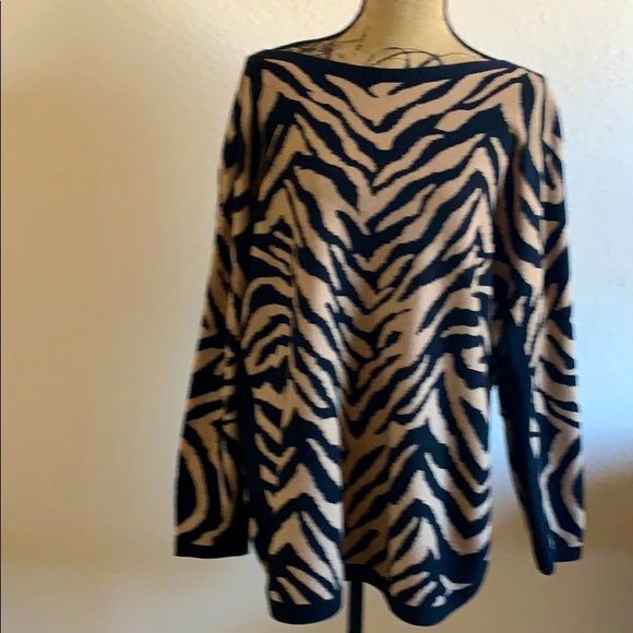 CAbi Sweaters - Cabi
